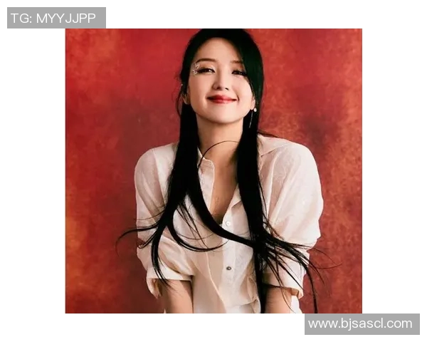 足球明星太太团的学历揭秘：她们背后的教育故事与人生选择