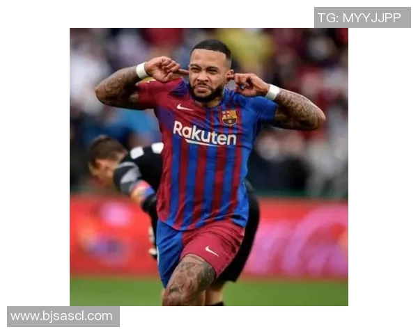 足球明星德佩的英文全名及其职业生涯成就分析