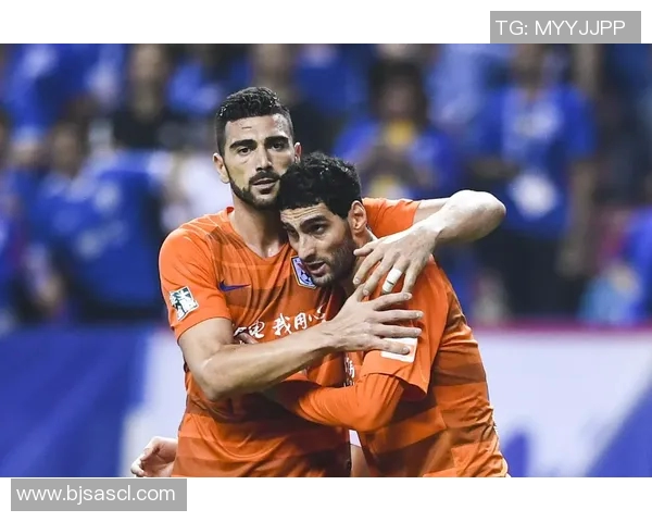 2010年申花与鲁能激战回顾：经典对决中的精彩瞬间与战术分析