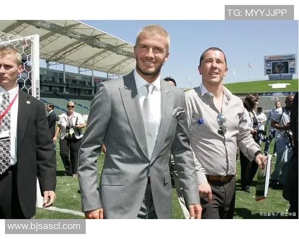 曾经的战士与球场之星谁是那位足球明星当过兵